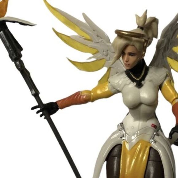 MERCY OVERWATCH ACTION FIGURE HASBRO ULTIMATES W/extra Pharah Replacements - Picture 3 of 16